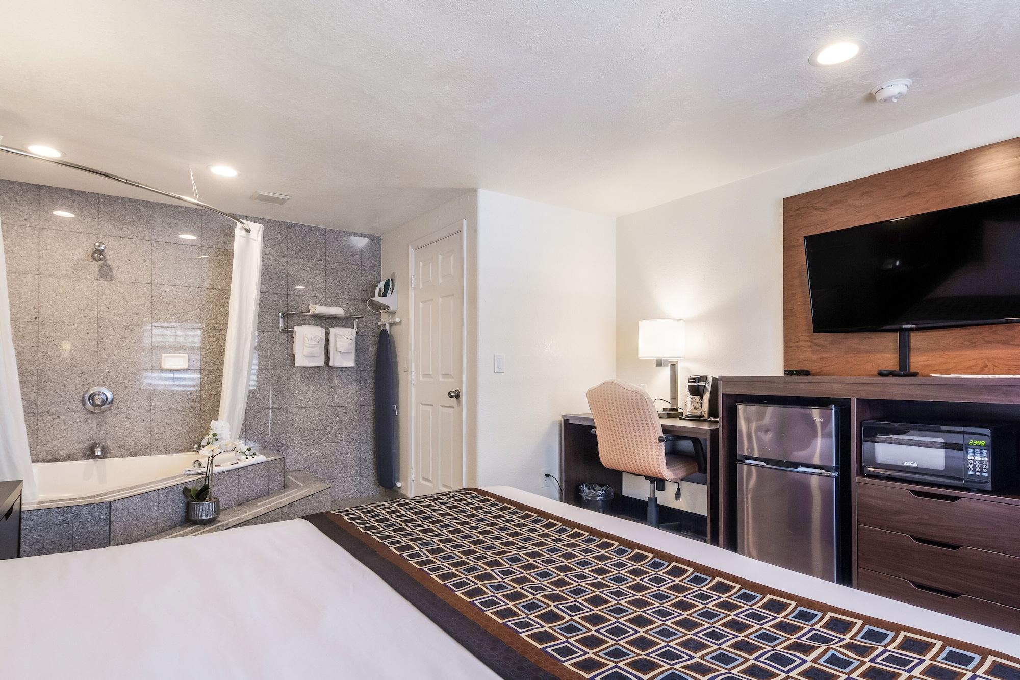 Rodeway Inn Near Downtown مونتيري المظهر الخارجي الصورة